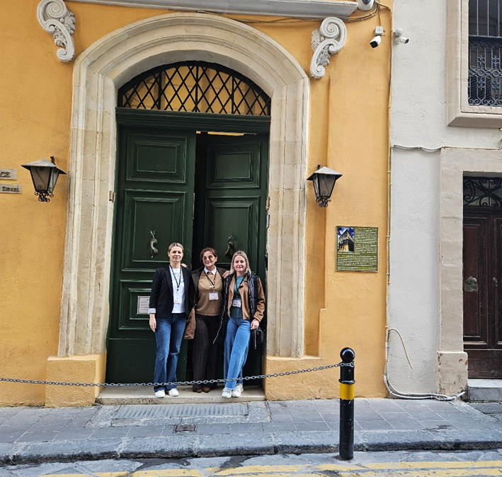 Erasmus + Effective communication for teachers (English elementary level)