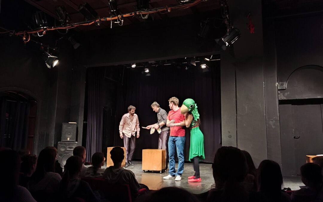 Šestaši u kazalištu